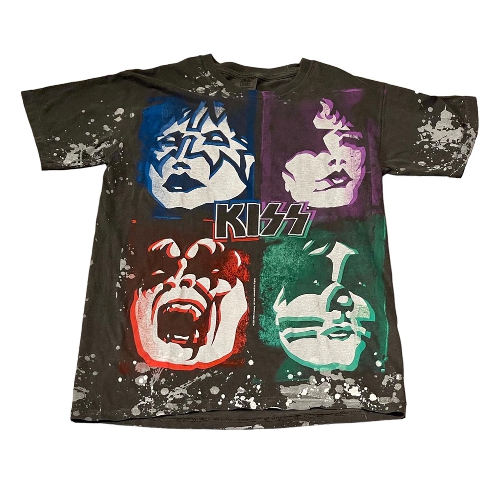 Kiss Tee
